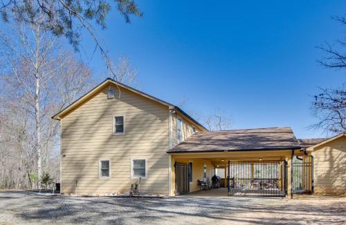 Rutherfordton House | Furnished Deck and Mtn Views Rutherfordton Home