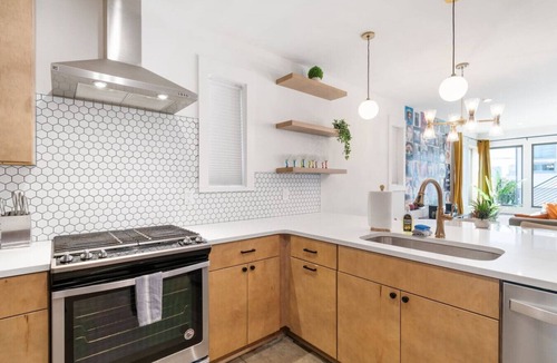 East Nashville Villa | Game On! 1Mi to Nissan Stadium