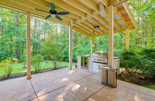 Denver House | Game Room and Patio Luxe Retreat Near Lake Norman!