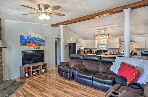 Shelby House | Game Room & Views: Lakefront Shelby Home!