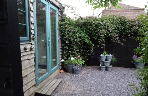 Williton Apartment | Garden Studio