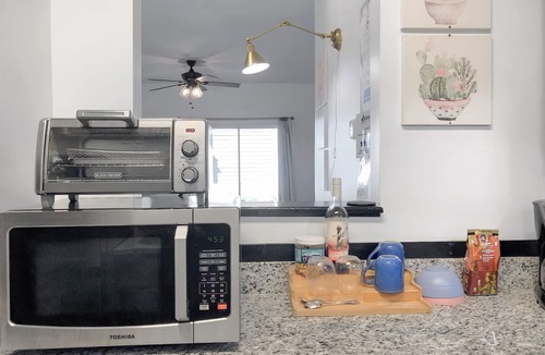Wilmington Condo | Garden Suite, Midtown Luxury, WiFi 1BR
