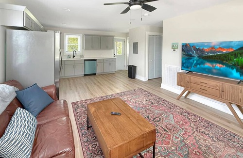 Southwest Raleigh House | Garner's Retreat | 2Bd/2Ba & Pet Friendly