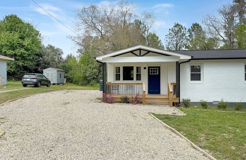 Southwest Raleigh House | Garner's Retreat | 2Bd/2Ba & Pet Friendly