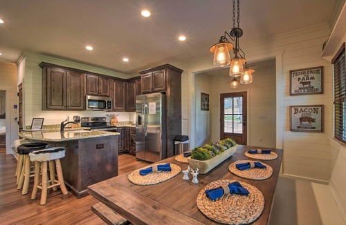 Glenville Cottage | Gated Glenville Cottage: Hike, Fish, & Golf!