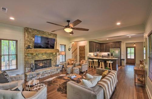 Glenville House | Gated Glenville Cottage Hike, Fish, and Golf!