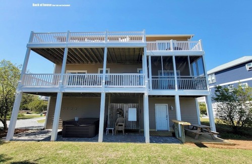 Ocean City Beach House | "Gay Dayz"4 bed/3.5bath w/pool/beach access