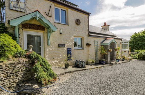 Tyn-y-Gongl Cottage | Cabin ∙ 2 bedrooms ∙ 4 guests