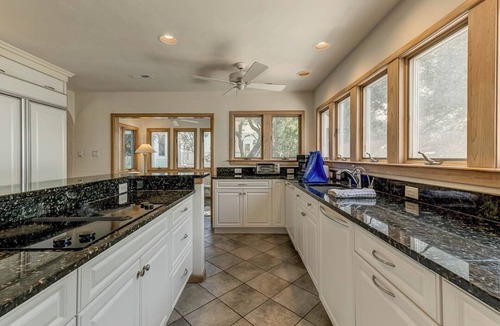 Monteray Shores House | Gentle Winds | Sound Front | Hot Tub | Corolla