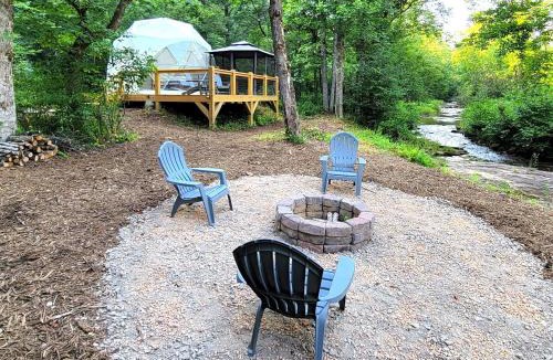 Purlear Other | Geodome Nature Escape, Creekside, WIFI & Hot Shower