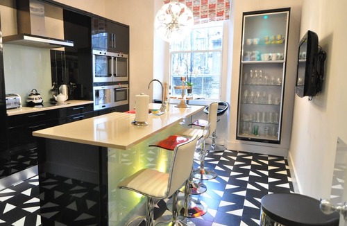 New Town Apartment | Georgian apartment in the heart of Edinburgh’s Newtown. Neighbour to ID 1926958