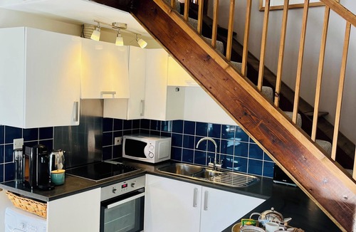 Whitland Cottage | Ger y Nant: Peaceful Countryside Hot Tub Retreat