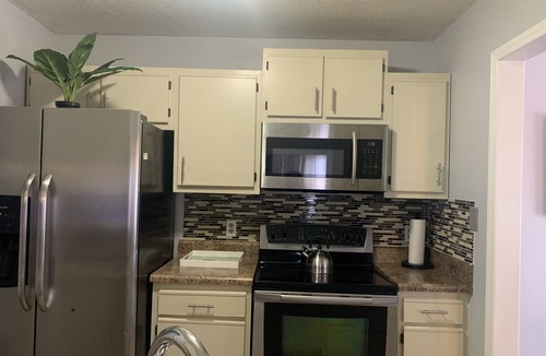 Fayetteville House | Get Cozy at Rim Rd