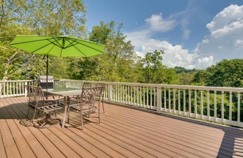 Glenville House | Getaway with Guest House - 6 Mi to Lake Glenville!