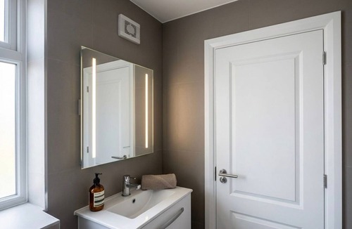 Ashburton Apartment | Gladeside Luxe Three Bed Retreat