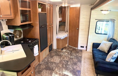 Randolph County House | Glamping in the Country, Fiber Internet, Comfy Queen Bed