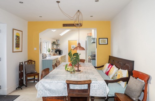 Cemaes Bay House | GLASFRYN, pet friendly, country holiday cottage in Cemaes Bay
