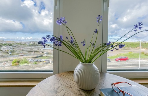 Cemaes Bay Cottage | Glasfryn - sleeps 12 guests in 6 bedrooms