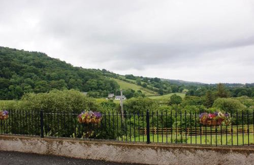 Cushendun Bed & Breakfast | Glenn Eireann House