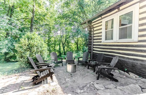 Woodfin Cabin | Golden Holler: A Mountain Retreat in Asheville