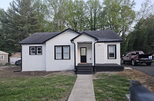Kannapolis House | Golden lane Villa