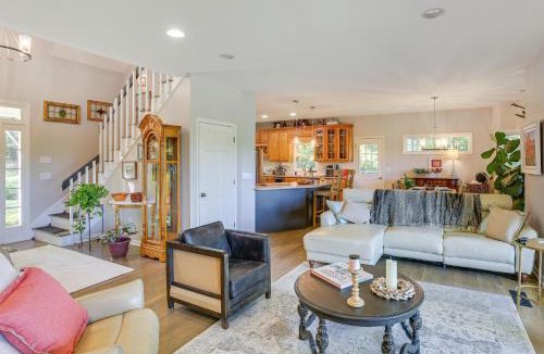 Roaring Gap House | Golf, Hike and Explore Blue Ridge Mtn Haven with Deck