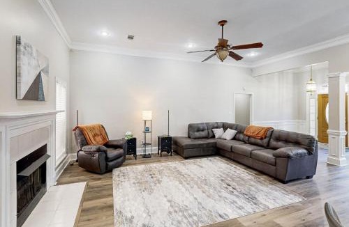 Evans House | Golf, Hike & Explore Augusta: Family Home w/Yard