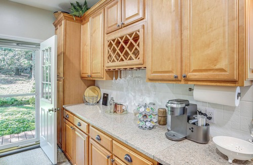 Roaring Gap House | Golf, Hike & Explore: Blue Ridge Mtn Haven w/Deck