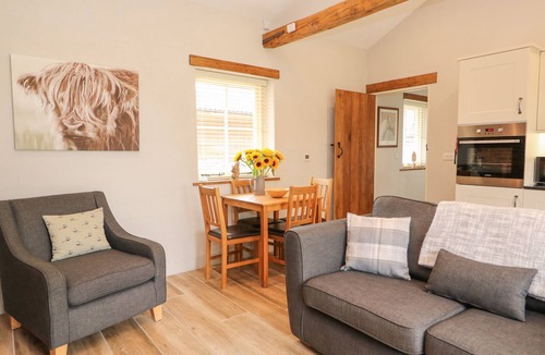 Spalding Cottage | Golson Stable
