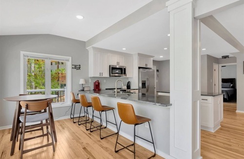 Quail Ridge House | Gone Coastal LKG | Great Location | Freshly Renovated