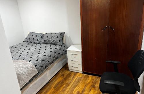 Yeading House | Good priced Accommodation in Hayes