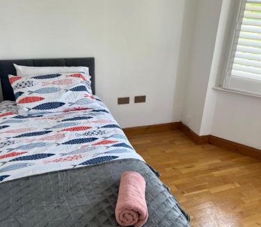 Northolt Mandeville House | Good Priced Accommodation in Northolt