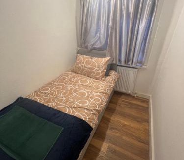 London Borough of Ealing House | Good Priced Accommodation in Church Road, Northolt