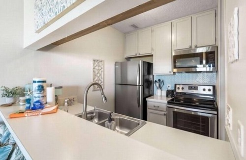 Carolina Beach Villa | Good Vibes Carolina Beach by RedAwning