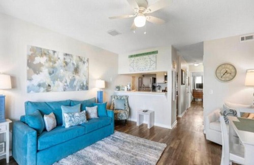 Carolina Beach Apartment | Good Vibes Carolina Beach - beautifully updated condo within walking distance to the Boardwalk villa