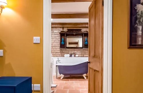 Wedmore House | Goose Feather Barn, Wedmore luxury cottage for two