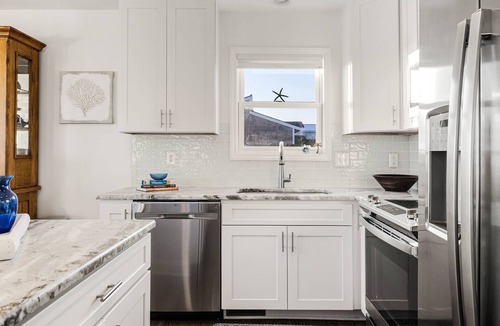 Long Beach House | Gorgeous 2nd Row Oceanview 4 Bedroom Home with Large Salt Water Pool