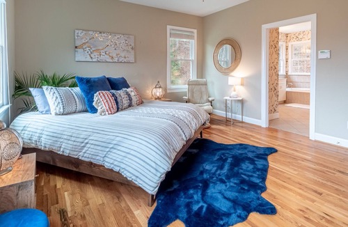 Barnardsville House | Gorgeous Country Chateau w/mountain views - 20 min to Asheville.