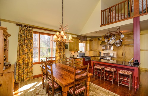 Lake Toxaway House | Gorgeous Mountain Estate with Spectacular Lake and Mountain Views!