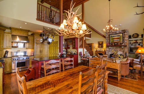 Lake Toxaway House | Gorgeous Mountain Estate with Spectacular Lake and Mountain Views!