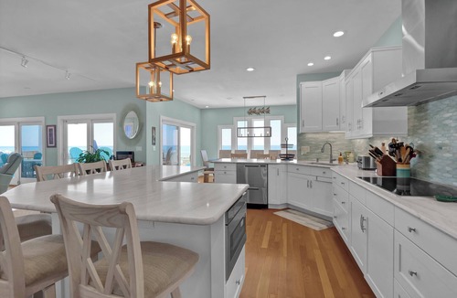 Carolina Beach House | Gorgeous Oceanfront House with Pool and Spa!