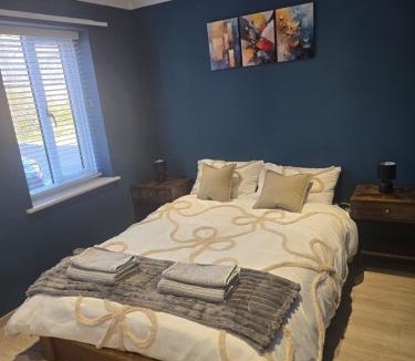 Ely House | Grace's Spacious Home in Ely