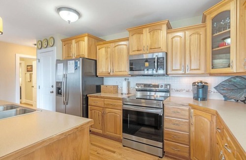 Banner Elk Condo | Grand Oaks RC1 - Mountain Views, Gated Resort, Indoor/Outdoor Pools and Hot Tub, Fitness Area, Fi.