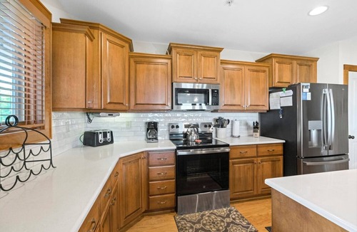 Banner Elk Condo | Grand Oaks RL6 -Mountain Views, Gated Resort, Indoor/Outdoor Pools and Hot Tub, Fitness Area, Fis.
