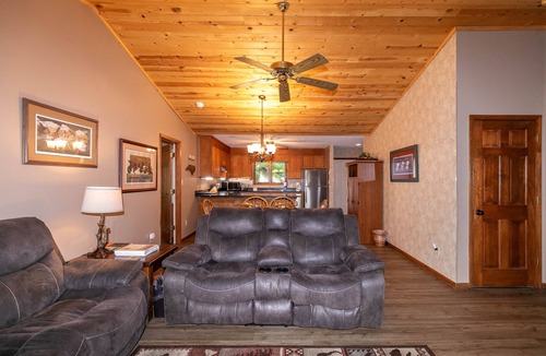 Seven Devils House | Grand View - Mountain Views, Pool Table, Fire Pit