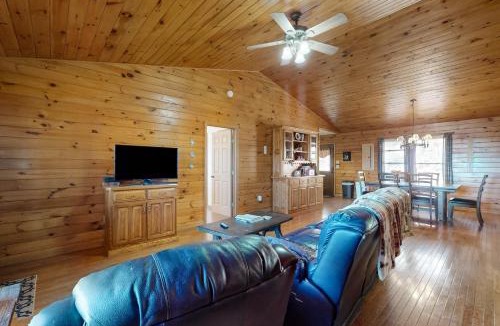 Newland House | Grandfathers Vista