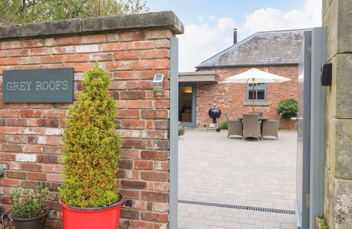 Calwich Cottage | Grey Roofs