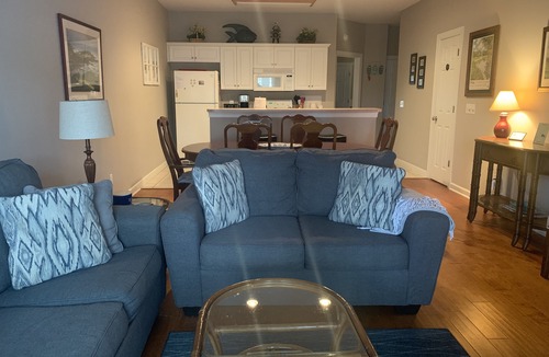 Sea Trail Condo | Ground Level Sea Trail Champions Golf Villa - 1 mile to Beach, inclusive rates