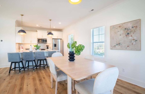 North Carolina Coast House | Grow with the Flo