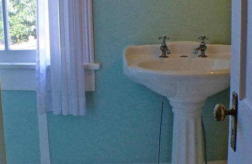 Old Town House | Hale Room at Magnolia Inn 2nd Floor